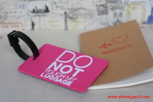 xmas gifts for travelers kids can make: luggage tag and travel diary
