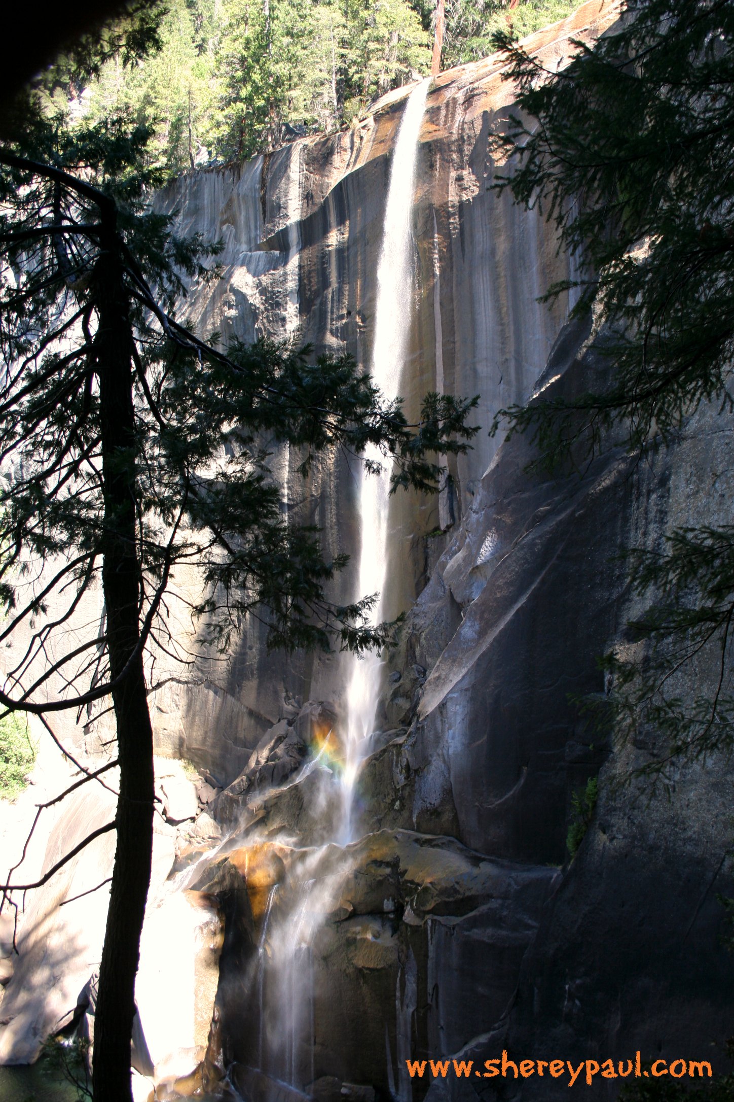 hiking with baby in yosemite np - vernal falls 3